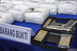 TNI AL gagalkan penyelundupan 1,2 ton kokain dan 750 kilogram sabu