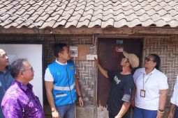 PLN beri listrik gratis ke puluhan pelanggan tersebar di Bali