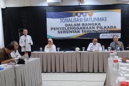 Satlinmas Tabalong diminta siap siaga pengamanan Pilkada