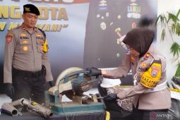 Polresta Malang Kota sita 440 knalpot "brong"