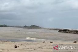 SAR gabungan Cianjur dibantu nelayan temukan korban tenggelam di Muara Cisokan