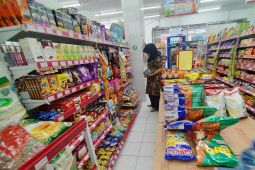 Spektrum - Membangun kembali kepercayaan demi target besar perekonomian