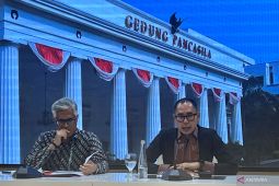 WNI yang jatuh dari tangga pesawat dimakamkan di Baqi Madinah