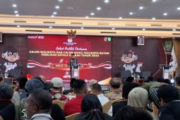 Debat publik Pilwakot Batam jadi sarana pendidikan politik bagi masyarakat