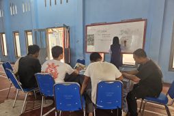 54 warga binaan Lapas Kuala Tungkal lanjutkan pendidikan dari dalam Lapas