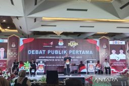 Debat pertama Pilkada Kutim pertegas visi misi dua paslon