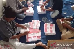 KPU Sigi: Target sortir lipat surat suara selesai empat hari