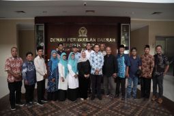 Ditemui Kustini Sri Purnomo, Ahmad Syauqi sarankan pilih bupati yang punya nilai Muhammadiyah