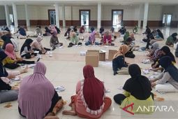 KPU Bangka Tengah libatkan 129 tenaga sortir dan lipat surat suara