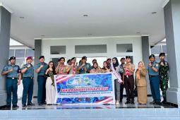 Danlanal lepas kontingen Saka Bahari Lanal Palu ikuti PPKM Nasional