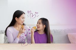 Konsumsi camilan dengan anak penting untuk perkembangan mental