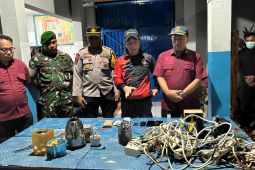 Tim gabungan di Malut geledah blok hunian warga binaan di Lapas Ternate