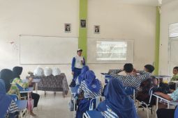 Asmo Kalbar Gelar Edukasi Safety Riding di SMAN 11 Pontianak demi Kesadaran Berkendara