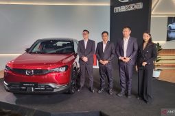 Spesifikasi hingga fitur SUV listrik Mazda MX-30