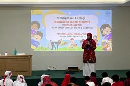 UI berikan edukasi siswa Depok tentang penyakit diabetes