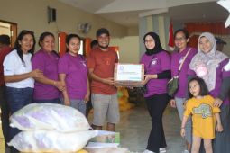 Srikandi-PIKK PLN salurkan bantuan korban erupsi Gunung Lewotobi