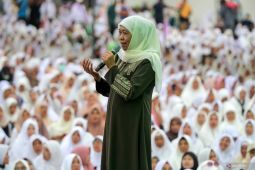 Sholawat Akbar untuk Jawa Timur maju berprestasi