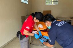 Polisi berhasil identifikasi mayat terapung di laut Pesisir Barat