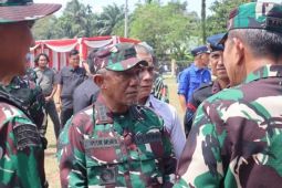 Pj Bupati Dampingi Danrem 042/Gapu, Tutup TMMD ke-122