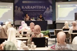 Diskominfo edukasi medsos finalis  Puteri Muslimah Nusantara