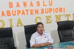 Bawaslu Supiori minta KPU perhatikan distribusi logistik di kepulauan