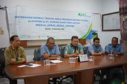 BPJS Ketenagakerjaan serahkan manfaat "Return To Work" kepada pekerja di Bangka Barat