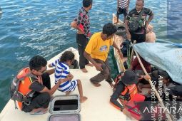 Operasi SAR selamatkan 23 penumpang kapal alami kerusakan mesin di Perairan Pulau Lau-Lau