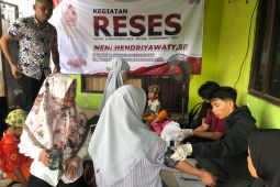 Anggota DPRD Banjarbaru lakukan reses sambil bakti sosial