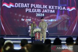 Risma pilih edukasi masyarakat untuk atasi masalah sampah