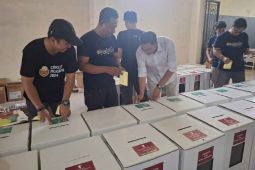 KPU Kota Blitar tuntaskan "penyetingan" dan kemasan logistik pilkada