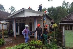 Tiga rumah di Malang rusak akibat tersapu angin kencang