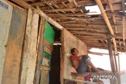 Pemkab Bekasi putuskan tunda pencairan bansos ikuti surat edaran Mendagri