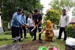 Pj Bupati Kobar ajak seluruh pihak bersama-sama jaga dan kelestarian lingkungan hidup