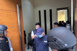 Polrestabes Bandung gerebek markas judi daring di Leuwipanjang