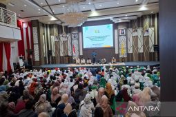 BAZNAS Banjarmasin distribusikan hasil infaq ke ratusan pelajar