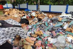 KPPBC Bengkulu gelar operasi pasar cegah peredaran rokok ilegal