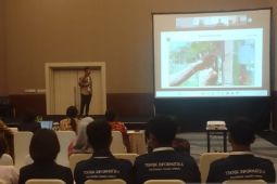 Petani di Ambon gunakan sistem pompa air tenaga surya hemat Rp800 ribu