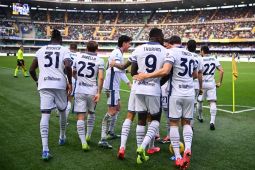 Inter Milan bertengger di puncak klasemen usai menang besar 5-0 atas Verona