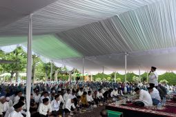 Ribuan warga antusias hadiri istigosah di kediaman Mantan Wali Kota Tangerang