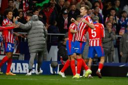 Atletico Madrid naik peringkat dua usai menang atas Alaves 2-1