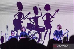 Grup asal Jepang bawakan lagu "A Go Go" milik Dara Puspita di Joyland