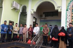 Muhammadiyah Bangka salurkan 57 paket paket sembako