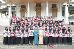 Wakil bupati pimpin upacara peringatan hari guru di Mandailing Natal