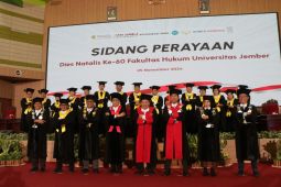 Ketua dan Wakil Ketua MA hadiri sidang perayaan Dies Natalis ke-60 FH Unej