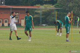 Persebaya ingin lanjutkan tren positif di Madura meski tetap waspada