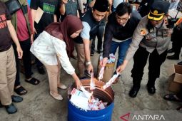 KPU Kota Makassar musnahkan 2.510 surat suara rusak Pilkada 2024