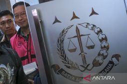 Tom Lembong jalani sidang perdana