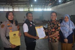 KPU Pontianak musnahkan surat suara rusak Pilkada 2024