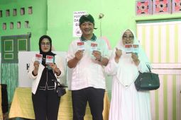Calon Bupati Kediri Deny apresiasi masyarakat gunakan hak pilih