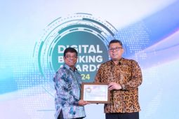 Bank BJB meraih penghargaan "Digital Banking Awards 2024"